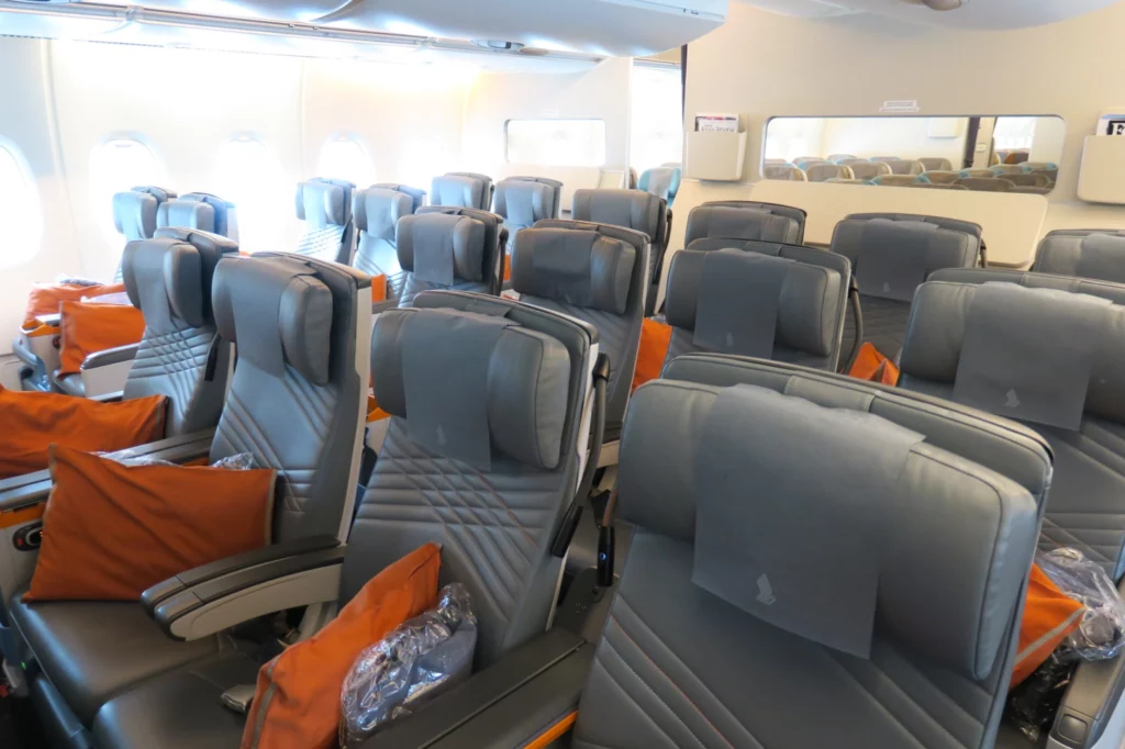 Review: Singapore Airlines A380 Premium Economy (HKG-SIN) - Young ...