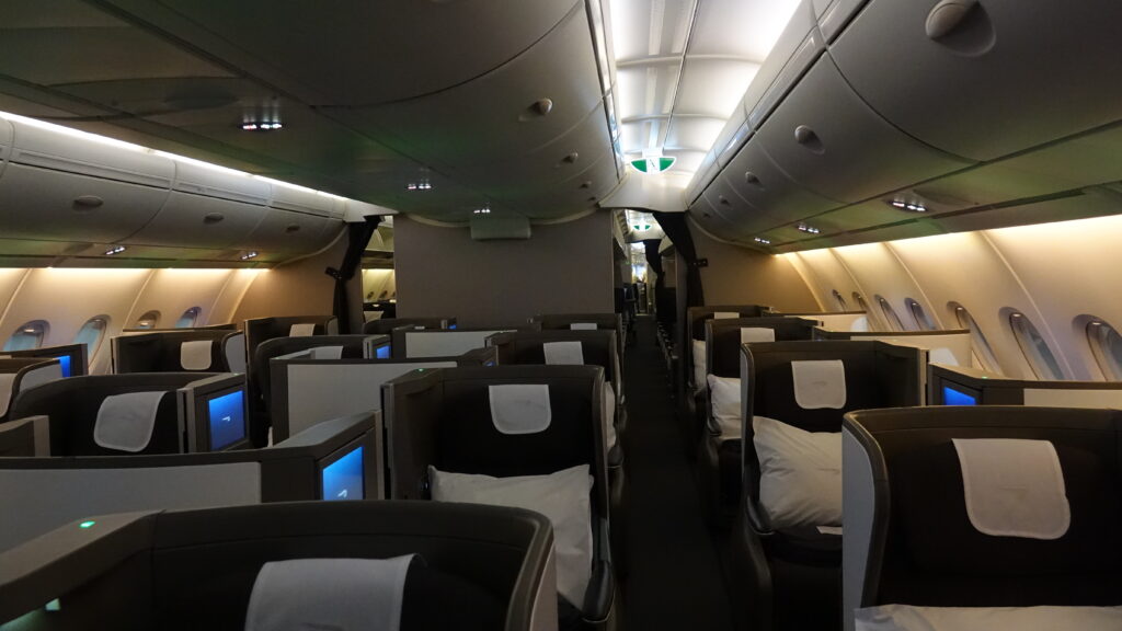 Review: British Airways A380 Business Class (LHR-HKG) - Young Travelers ...