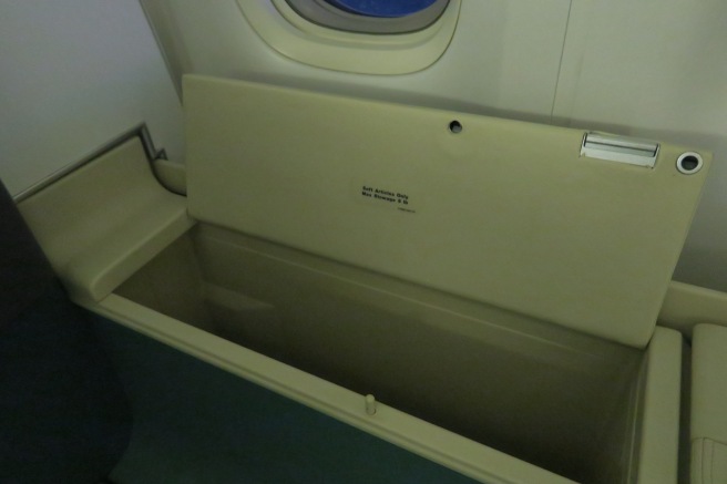 a bathtub in an airplane