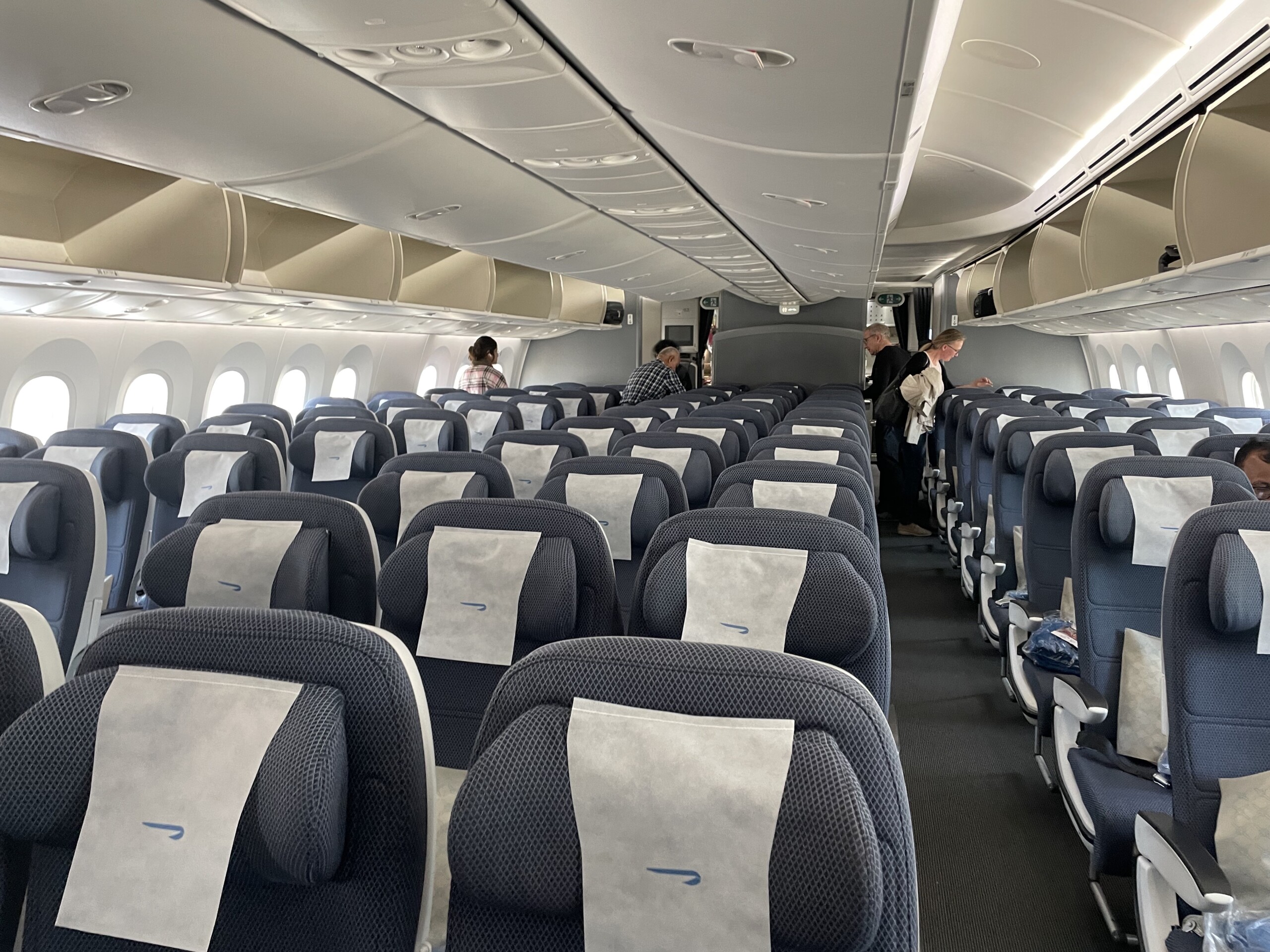 Review: British Airways 787 Economy Class (LHR-YUL) - Young Travelers ...