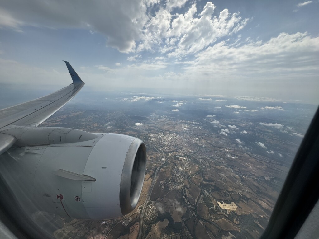 an airplane wing and wing of an airplane